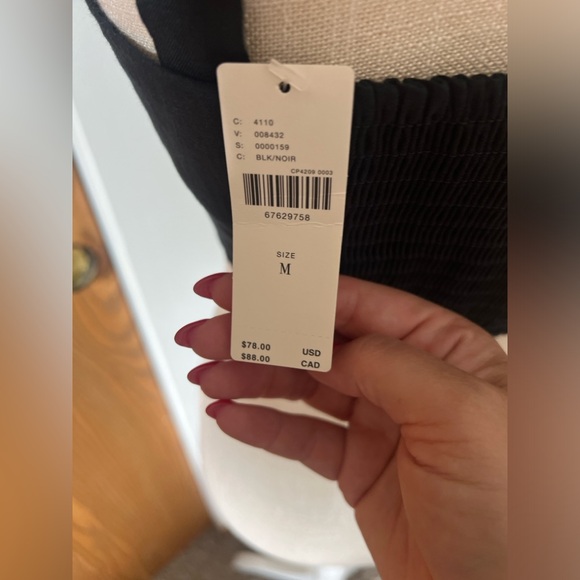 Maeve Linen Crop Top from Anthropologie - Picture 2 of 4